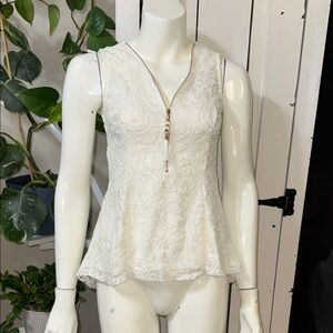 Suzy Shier White Lace Top with Front Zip Detail NWOT XS